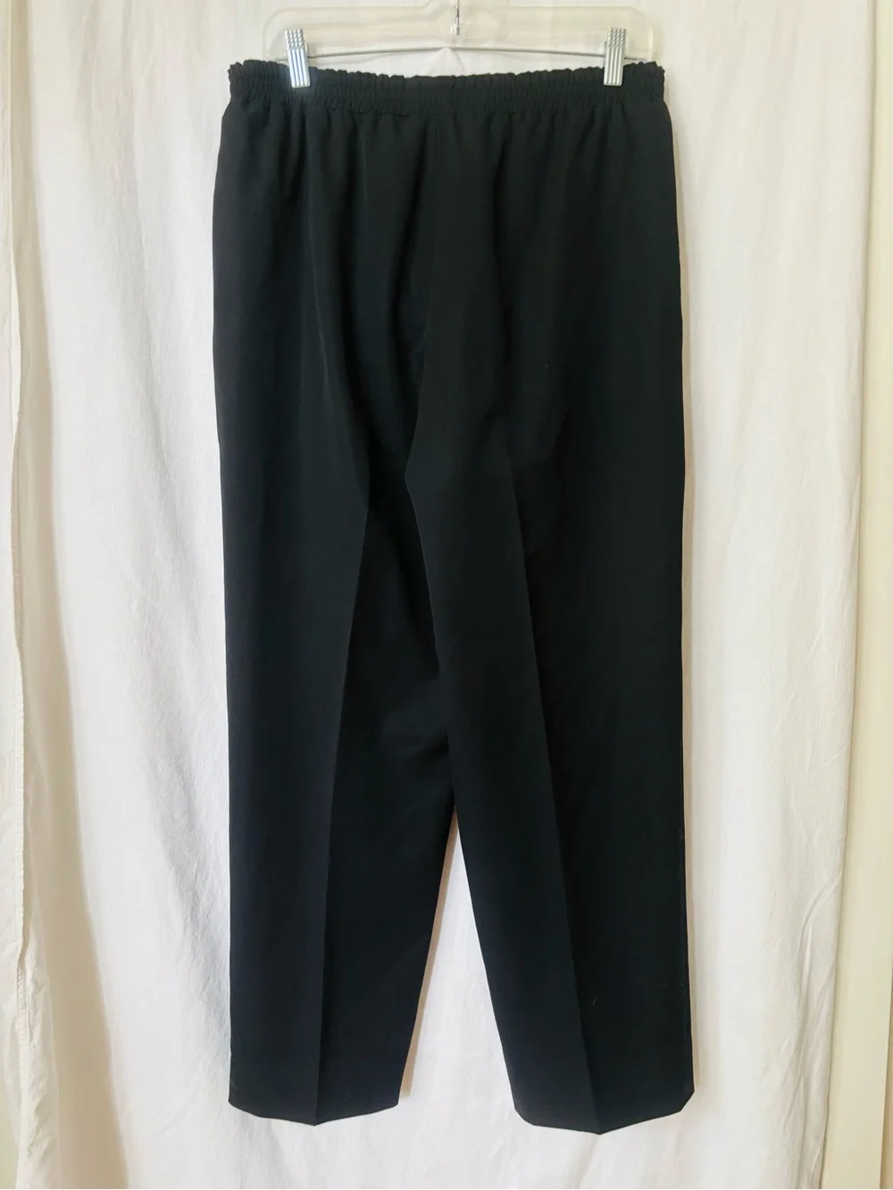 Harlan elegant black